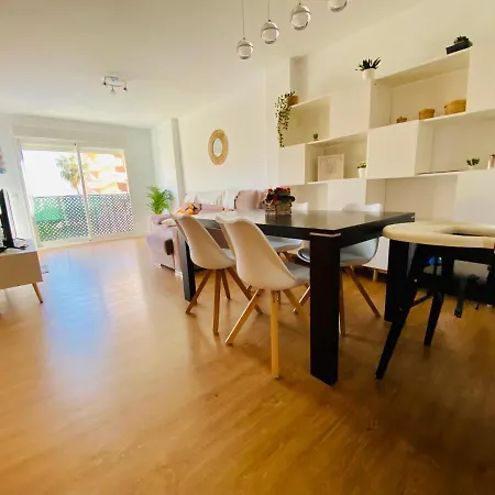 Paraiso Alamos 토레몰리노스